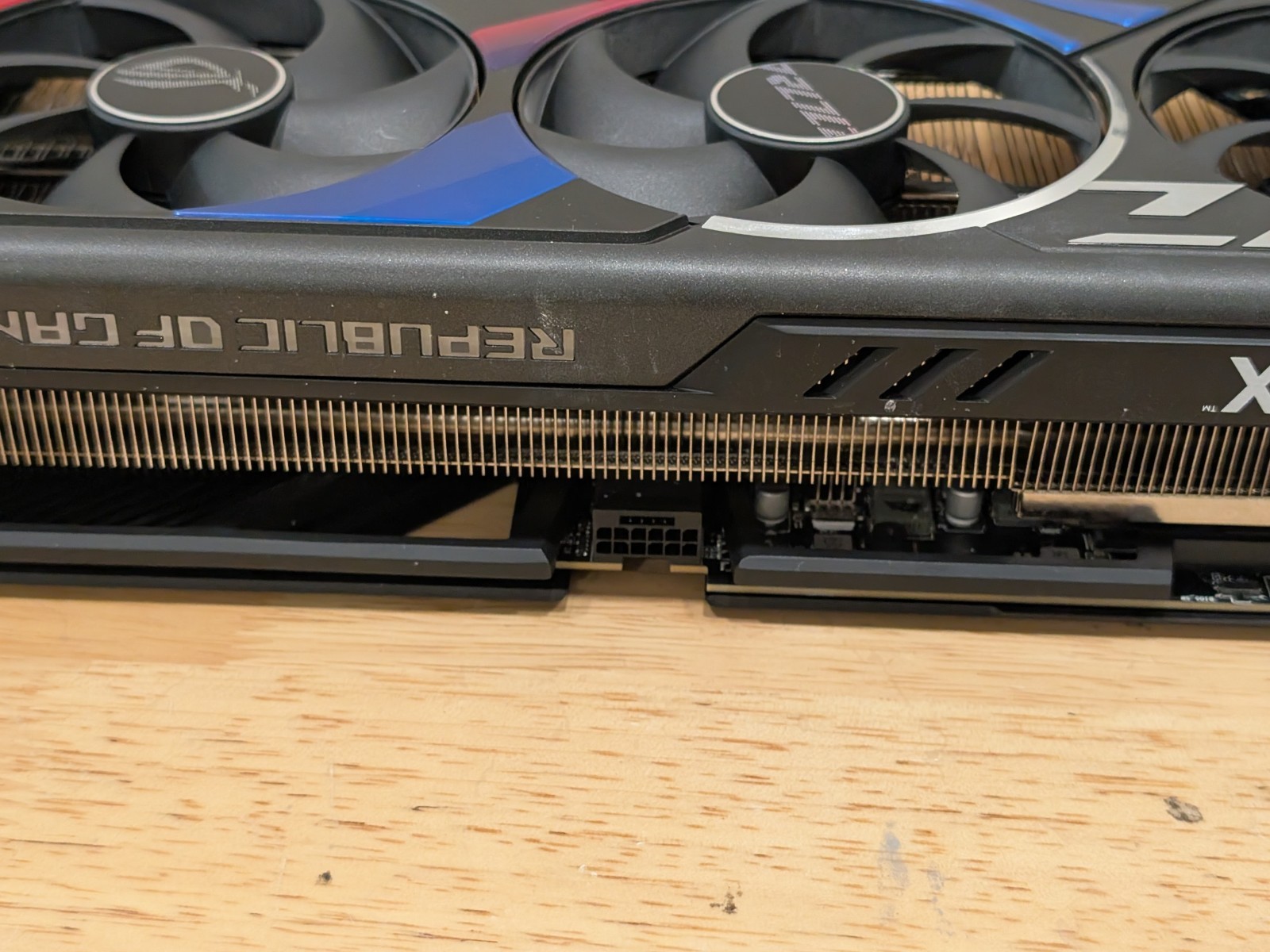 プレミアムオファー ASUS ROG Strix GeFor - Rtx 4090 24Gb Graphics Card のレビューと価格
